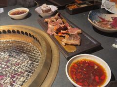 -铭牛烧肉·和牛海鲜自助(高新月牙湖店)