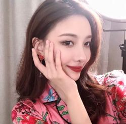 -爱美丽科技美肤中心