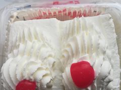 鲜奶小方蛋糕-红宝石·鲜奶小方·海派西点房(南丹店)