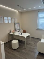 -医颜医疗美容门诊部