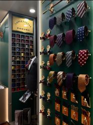 点击看大图 -香港威德诚洋服BESPOKE西服西装高级定制(上海湾一店)