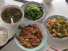 -爱贝尔高端月嫂(母婴护理)