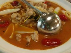 自制泡菜牛蛙锅-付掌柜在成都·热炒砂锅集(金禾店)