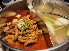 牛杂鸳鸯锅-左庭右院鲜牛肉火锅(环球港店)