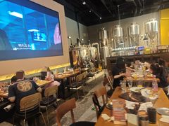 -HUZI虎滋精酿餐吧(京西大悦城店)