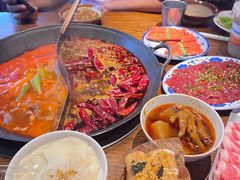 -萍姐火锅·公路夜市(武汉首店)