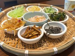-包整·丝娃娃(甲秀楼景观店)