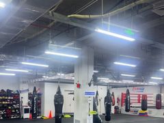 -FIGHTMAN格斗俱乐部(长宁临空店)