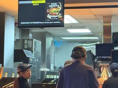 -麦当劳(哈西万达店)