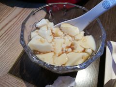 甜品有点太甜了不好吃-龙少爷碳火干锅(环球中心店)