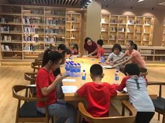 -漕河泾街道图书馆(漕河泾社区文化活动中心店)