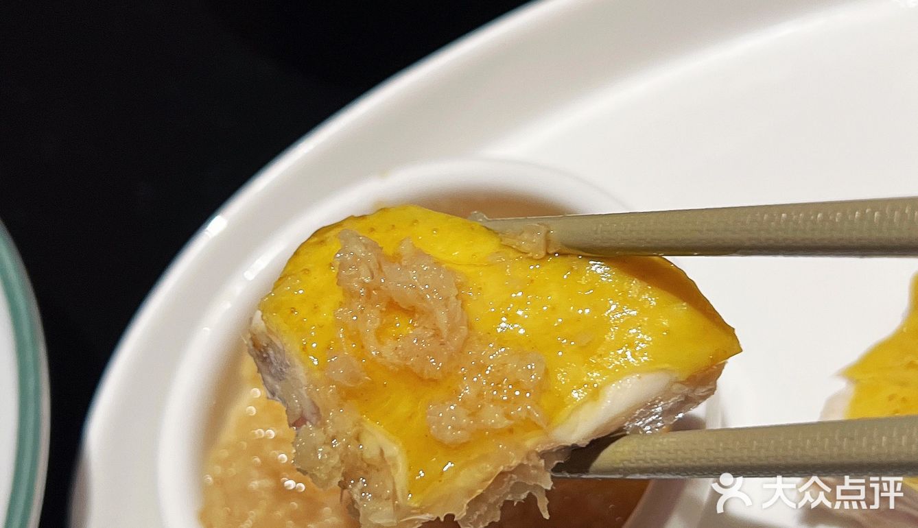 一家可以在清吧里喝鸡汤的店！！🤩
