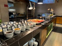 -广州万富希尔顿酒店·感趣自助餐厅·金秋蟹宴生蚝海鲜刺身