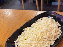 芝士-麻麻桃韩式料理(百盛B馆店)