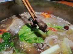 -大众跷脚牛肉馆·非遗传承单位(峨眉山店)