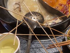 -两三事小郡肝串串香火锅(桂庙店)