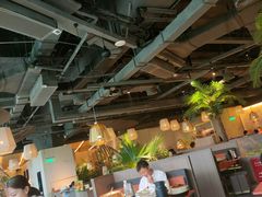 大堂-大头椰·椰子鸡火锅(南宁万象城店)