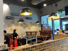 -沥咕沥咕串吧(古城北路店)
