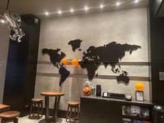 大堂-星巴克(七宝领展广场1F店)