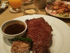 -岘港皇冠假日酒店