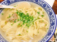 -东大桥小国抻面烧烤(长通路店)