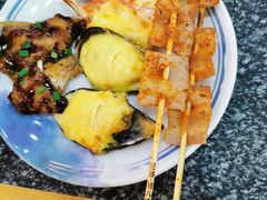 -锤头鲨毛肚海鲜烤肉自助餐厅(国购广场店)