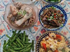 -乐禧母婴全自营月嫂(宝山店)