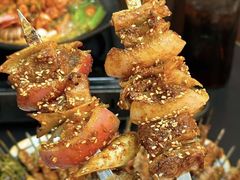 -许哥东北烧烤·铁丳烤串·宫后夹肉(繁花中心店)