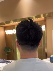 -一東造型烫发染发