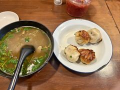 -舒蔡记生煎菜饭(云南中路店)