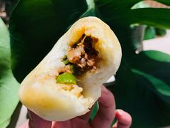 -李与白包子铺(桐梓林店)