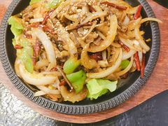 -臻牛烤肉