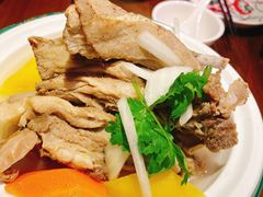 手抓羔羊肉-天山醉美·新疆餐厅(富华里店)