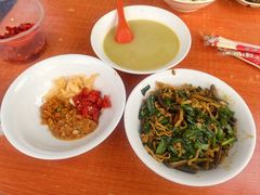 -三百碗宝应长鱼面(板仓街店)