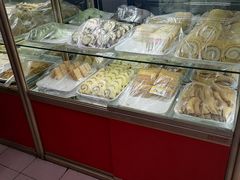 面包甜点陈列柜-麦香村烘焙坊·生日蛋糕(德胜街店)