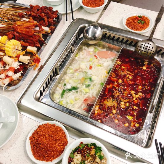 六婆串串香火锅(石狮分店)