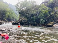 -藏龙百瀑漂流