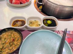 -洪氏嗨捞·猪肚鸡火锅(阳光天地店)