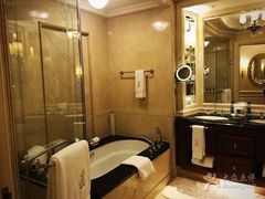 -广州富力丽思卡尔顿酒店