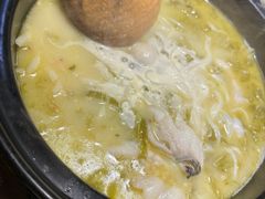 -九锅一堂酸菜鱼(学府凯德店)