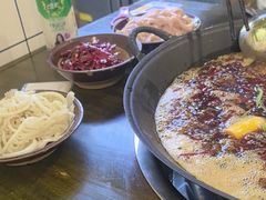 -黄潇洒老火锅(九眼桥宏济巷店)