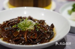 Stir-fried Eel Paste Wrapped in Pancake