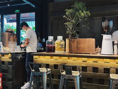 -Metal hands·铁手咖啡