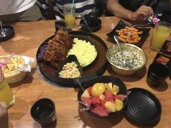 -肥肥虾庄·金牌油焖大虾(杨园滨江时代walk店)