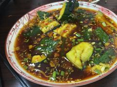 -苗侗地道红酸.酸汤鱼·酸汤牛肉