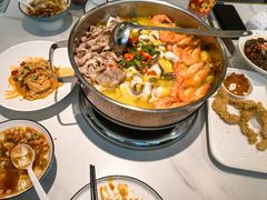 -朝花里川菜小馆朝(益田假日里店)