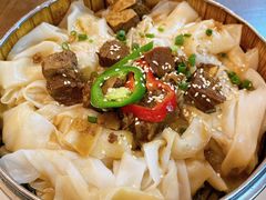 牛腩蒸陈村粉-黄但记老店·陈村粉食府