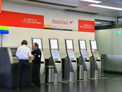 -维也纳国际机场