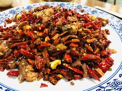 -黄桷树曹家私房菜(江与城店)