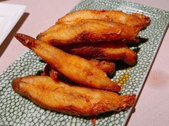 蜜汁鲳鱼-新荣记(南京西路店)